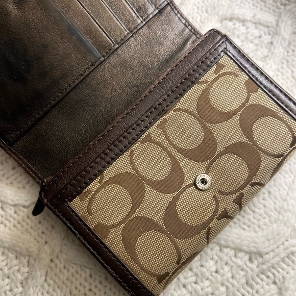 Coach Signature Brown and Tan Wallet - Picture 4 of 13